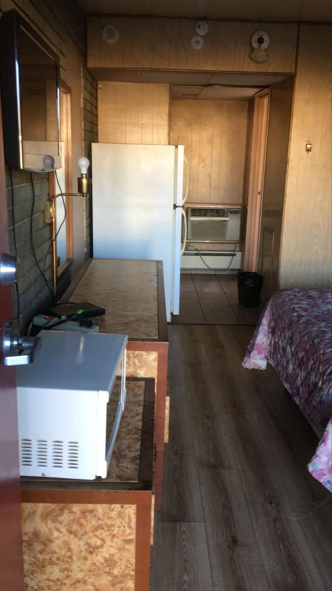 Dorchester Motel Фармингтън Хилс Екстериор снимка